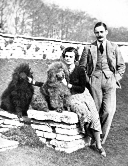 Images Dated 27th December 2004: Margaret Whigham and the Earl of Warwick, 1932