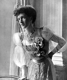 Margot Asquith, 1905