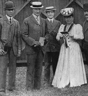 Alec Gallery: Marie Lloyd marrying Alec Hurley