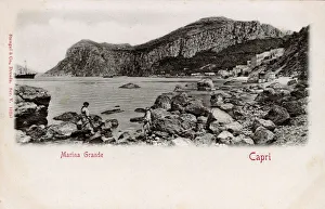 Images Dated 21st November 2018: Marina Grande, the main port of Capri, Italy
