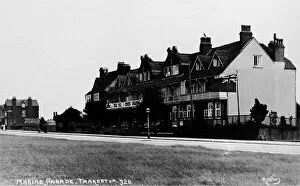Images Dated 18th February 2019: Marine Hotel, Tankerton, near Whitstable, Kent