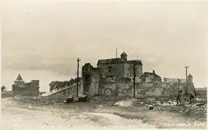 Bases Prints: Marines entering Fort Santiago, Vera Cruz, Mexico
