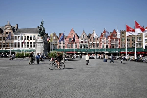Images Dated 18th September 2008: Market Square, Bruges