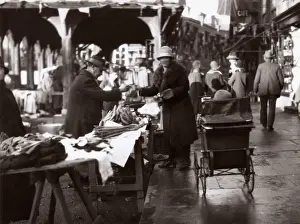 Pram Prints: MARKET IN TEDBURY / 1920S