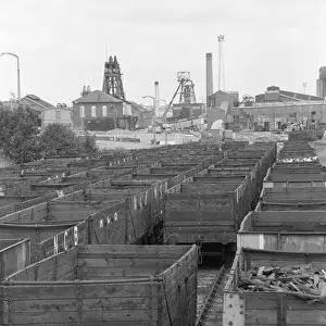 Accident Prints: Markham Colliery, Mining