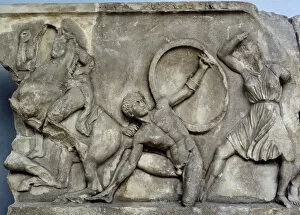 Amazons Gallery: Mausoleum at Halicarnassus. Combat with the Amazons
