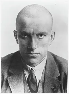 1893 Prints: Mayakovsky (3 / 4)