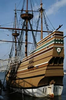 Images Dated 8th June 2008: Mayflower II (replica) at State Pier. Plymouth. Massachusett