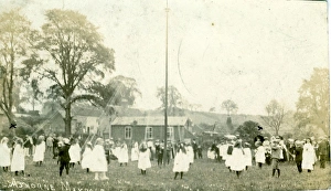 Maypole Gallery: Maypole, Ashorne, Warwickshire