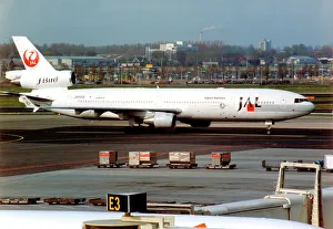 McDonnell Douglas MD-11F JA8582