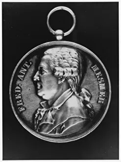 Explored Gallery: Medallion of Mesmer