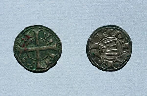 Coin Gallery: Medieval coins. Left: Diner quatern. Reign of Alfonso I of C