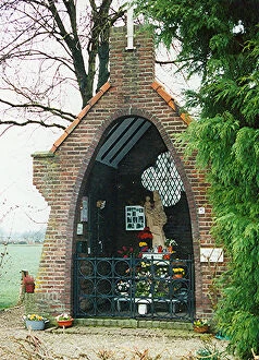 Flowering Gallery: Memorial Chapel to St Mary of the Flowering Betuwe