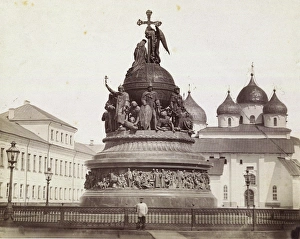 Memorial to commemorate the 1000 anniversary of Novgorod Memorial to commemorate the 1000 anniversary of Novgorod