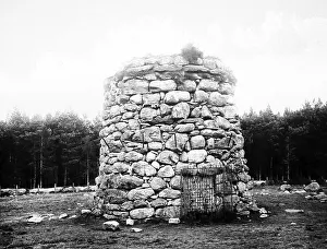 Moor Collection: Memorial, Culloden Moor, Scotland