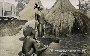 Mudbrick Prints: Men of the Luwo tribe making a Grain Bin in the Bahr-el-Ghazal ( Sea of Gazelles