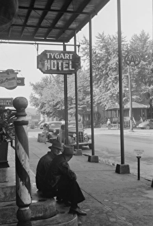 Virginia Collection: Men sitting on steps of hotel, Elkins, West Virginia