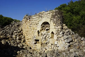 Images Dated 12th June 2013: Menorca, Torralba d en Salort - Megalithic excavation