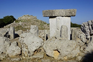Images Dated 12th June 2013: Menorca, Torralba d en Salort: Taula - Talayot