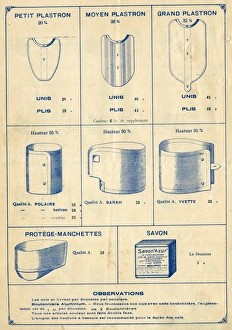 Images Dated 18th August 2017: Mens celluloid detachable bibs and cuffs