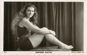 Pioneer Prints: Mercedes Gleitze (1900-1981) - British professional swimmer