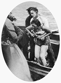 Mercedes Gallery: Mercedes Gleitze, swimmer, pulled from the water