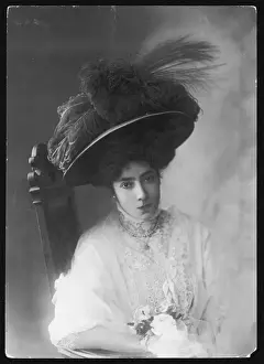 Egret Prints: Merry Widow Hat