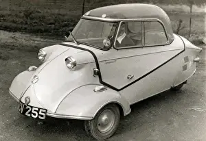 Automotive Prints: Messerschmitt KR 175 three wheeler car, (Ian Fraser in car)