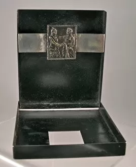 Images Dated 25th January 2012: Metal cigarette case - WWI