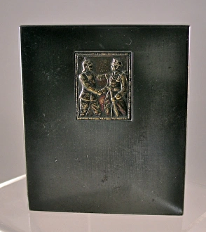 Images Dated 25th January 2012: Metal cigarette case - WWI