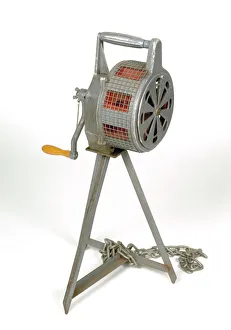Images Dated 30th March 2009: Metropolitan Police air raid siren