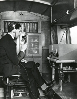 Images Dated 16th February 2011: Metropolitan Police communications control box