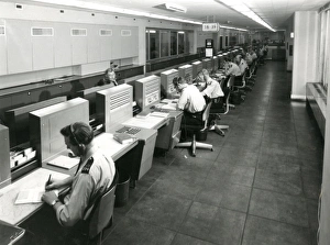Images Dated 2nd February 2011: Metropolitan Police communications room, London