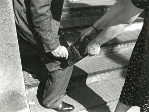 Images Dated 3rd February 2011: Metropolitan Police crime prevention photograph