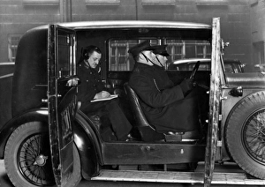 Images Dated 14th January 2011: Metropolitan Police officers inside a car