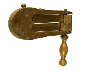 Images Dated 30th March 2009: Metropolitan Police rattle