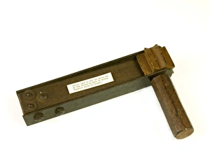 Images Dated 30th March 2009: Metropolitan Police rattle