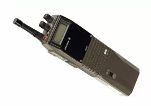 Images Dated 30th March 2009: Metropolitan Police walkie talkie radio