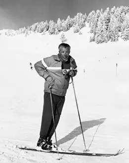 Ski Ing Prints: Middle Aged Skier