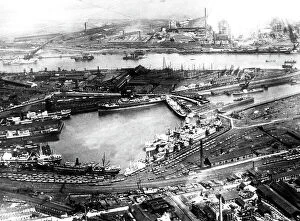 Images Dated 23rd August 2018: Middlesbrough Docks early 1900s