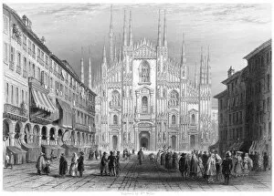Milan Cathedral / Street