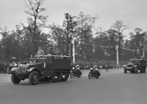 Jeep Prints: Military parade with jeeps and motorbikes