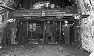 Coal Mining Collection: Miners at the pit bottom, Tirpentwys Colliery, South Wales