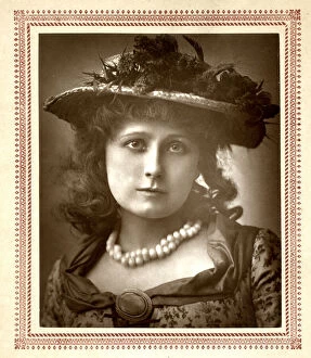 Miss Helen Forsyth in Sophia - The Theatre Magazine