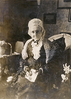 Hensley Collection: Miss Hensley of Bath on her 103rd birthday