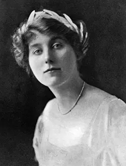 Engaged Prints: Miss Honor Dorothy Leigh by Madame Yevonde