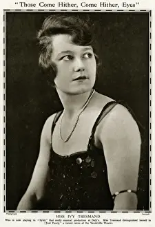 Dalys Prints: Miss Ivy Tresmand by Madame Yevonde