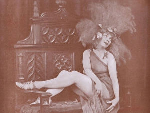 Mlle Spinelly, from the Vaudeville, Paris