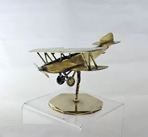 Images Dated 27th September 2012: Model of a Fairey Fox Mark IA biplane, c 1926