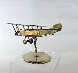 Images Dated 27th September 2012: Model of a Fairey Fox Mark IA biplane, c 1926